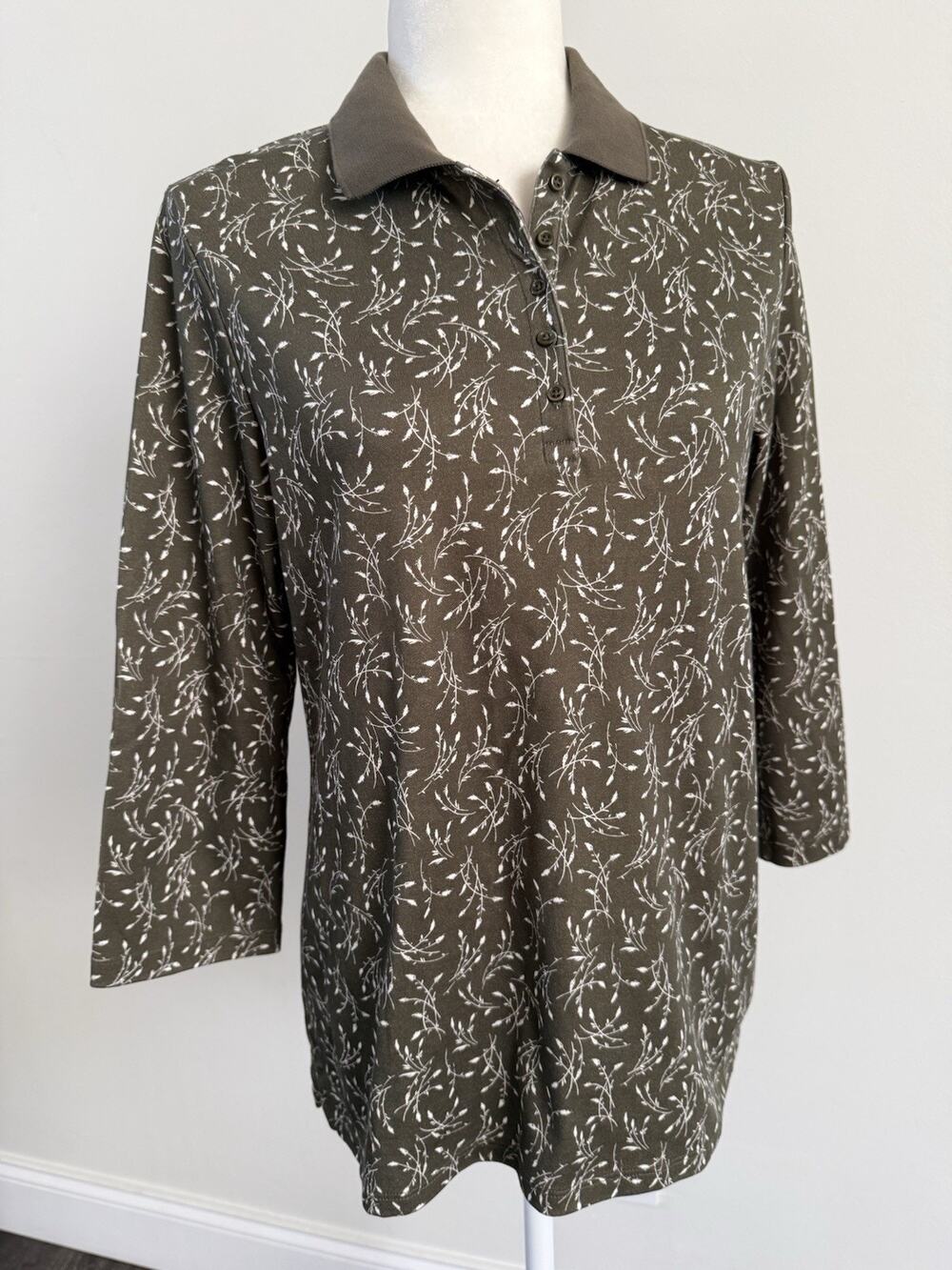 Lands End Women’s Green Leaf Print Collard Cotton 3/4 Sleeves Shirt Sz M